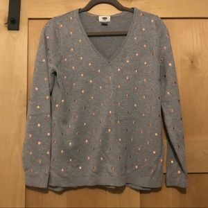 Gray sweater with rose gold polka dots